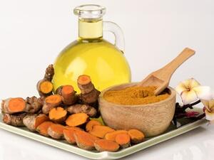 زيت الكركم فوائد علاجية وجمالية