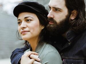 دراسة: العناق يؤدي الى انخفاض المشاعر السلبية دراسة: العناق يؤدي الى انخفاض المشاعر السلبية