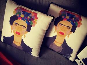 مجموعة فريدا كالو المرسومة يدويا مجموعة فريدا كالو المرسومة يدويا