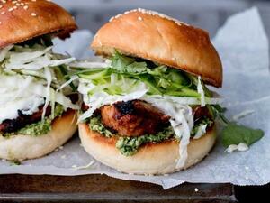 ساندويتشات الدجاج والجبنة 