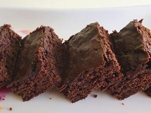 كعكة الشوكولاتة بدون بيض أو زيت