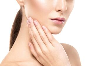 يحافظ الكولاجين على رطوبة الجلد