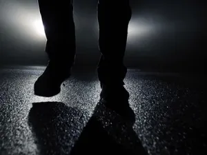 هل تسير في الظلام في منامك؟