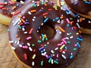 دونات الشوكولاتة