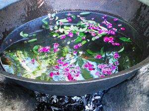 قدور كاوا للاستحمام وليس الطهي!