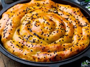 معجنات خلية النحل بالجبنة