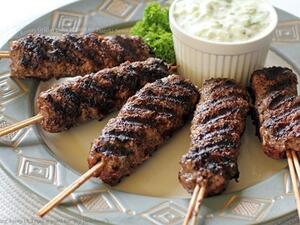 كفتة يونانية مع لبن