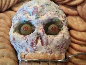 مقبلات جمجمة الجبن