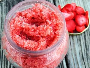 مقشر الفراولة هدية عيدالميلاد