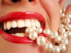 8 خطوات للحصول على أسنان نظيفة وبراقة