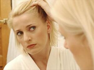 الطلاق الانفصال العاطفي والوفاة يمكن ان تسبب خسارة الشعر