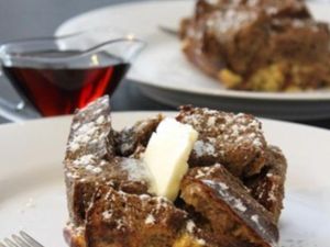 خبز التوست الفرنسي بالزنجبيل والقرفة