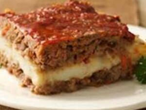 صينية اللحم المفروم بالبطاطا والجبن