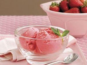 مثلجات الفراولة والموز