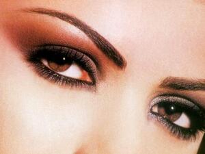 رسم الحواجب