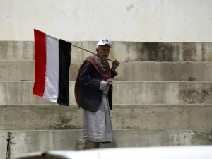 رئيس الوزراء اليمني: نتصدى لمخطط الحوثيين لإعادة الإمامة
