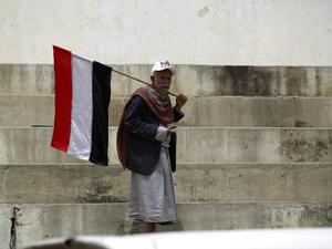 مؤشرات على أن الحوثيين لا يعتزمون تسليم مدينة وميناء الحديدة