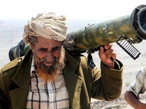 مسلحا يركب دراجة أطلق النار على الضابط في جهاز الاستخبارات ناصر مقريح