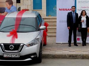 الفائزة منال مصاروه في حملة "تذكرة صغيرة وفرص شفاء كتيرة