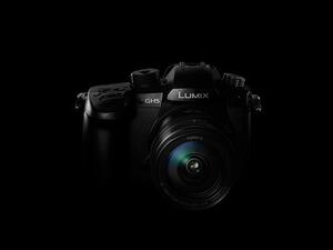 LUMIX DC-GH5 camera