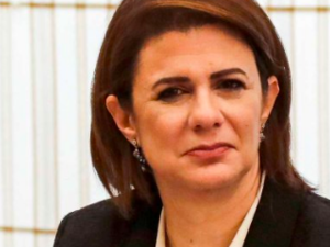 Minister of Interior Raya El Hassan is one of 4 Lebanese women appointed to important cabinet posts. (Twitter)