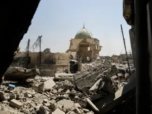 UAE plans to start new project to remake the Nuri Mosque and the Al-Hadba Minaret, which translated meant the “hunchback” because it leaned to one side. (AFP/ File Photo)