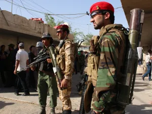 Iraqi forces are also working on dismantling some 6,000 improvised explosive devices planted around Tikrit by Daesh inside homes and surrounding areas, according to reports. (AFP/File)
