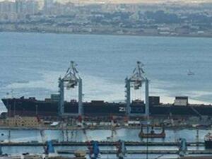 قدرت الشرطة الإسرائيلية كميات النفط المسربة بآلاف الأمتار المكعبة