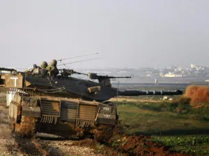 Israeli tanks targets Hamas positions in Gaza. (AFP/ File Photo)  