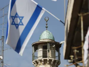 Israeli parliament releases new controversial law, which allows Israeli authorities to strip Palestinians living in East Jerusalem al-Quds of their right to live in the city.(AFP/ File Photo)