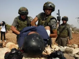 Israeli soldiers detained 11 Palestinian in occupied West Bank. (AFP/ File Photo)
