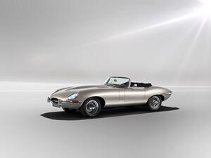 سيارات E-type الكهربائية.