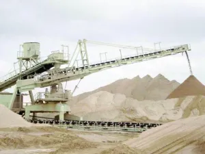 An agreement is expected to be signed with the Jordan Phosphate Mines Co. before the end of June to supply its industrial complex in Aqaba with all its natural gas needs. (Photo courtesy of Jordan Times)