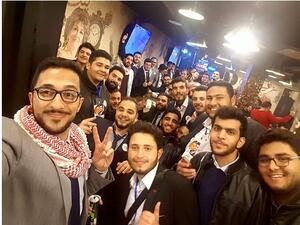 وسائل التواصل الاجتماعي تدعم آلاف المرشحين من صناع الأمل العربي من خلال البوستات والصور والفيديوهات.