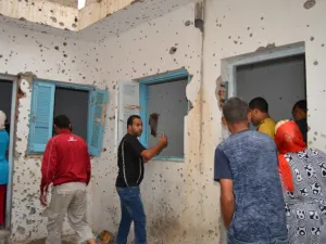 قوات الأمن اعتقلت شقيقين أمريكيين، 29 و32 عاما، أكبرهما متزوج من تونسية.