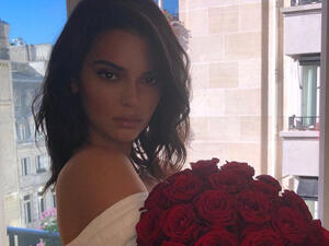 Kendall Jenner makes fake accounts to stalk her ex-boyfriends (Source: Kendalljenner / Instagram ) 