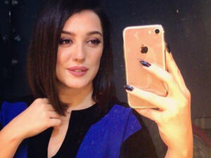 Alloush expressed her happiness about her mother being nest to her this Ramdan (Source: kindalloush - Instagram)