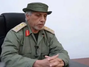العقيد علي الثمن، القائد العام لعملية “الكرامة” العسكرية