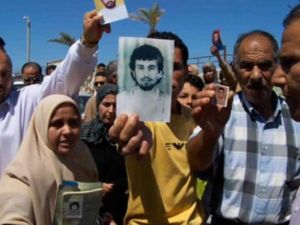 قوات القذافي تؤكد سيطرتها على الزاوية 