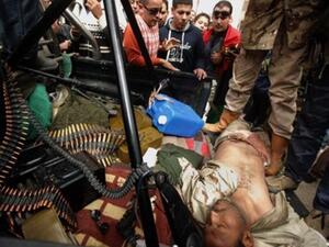 قتال عنيف بين الثوار وقوات القذافي