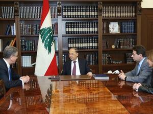 Aoun met Ferid Belhaj, World Bank director for the Middle East, and a delegation from the World Bank (The Daily Star/Dalati Nohra)