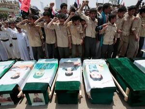 Saudi-led coalition in Yemen admitted that an airstrike that killed dozens, including children on a bus, was unjustified (Twitter)