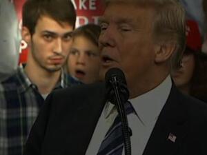 Plaid Shirt Guy Reaction To Donald Trump Speech (Twitter)