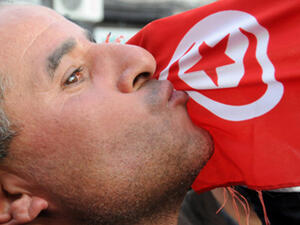 المرزوقي: تونس تعيش أزمات خطيرة والحل في انتخابات مبكرة
