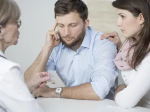 الفحص الطبي قبل الزواج يساعد على الحد من الأمراض المتفشية في المجتمع

