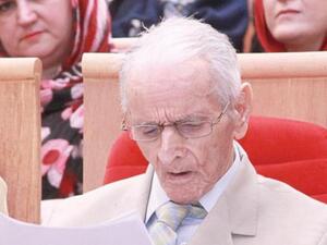 Veteran journalist, author and political leader Anwar Khamehi. (aawsat)