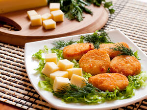 ناجتس الدجاج بالجبن 