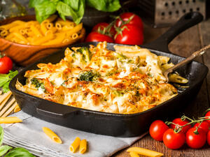 طبق معكرونة بشاميل بالخضروات