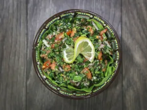 تبولة السبانخ