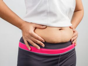 تجنّب تناول الأطعمة التي تحتوي على نسبة عالية من الدهون
